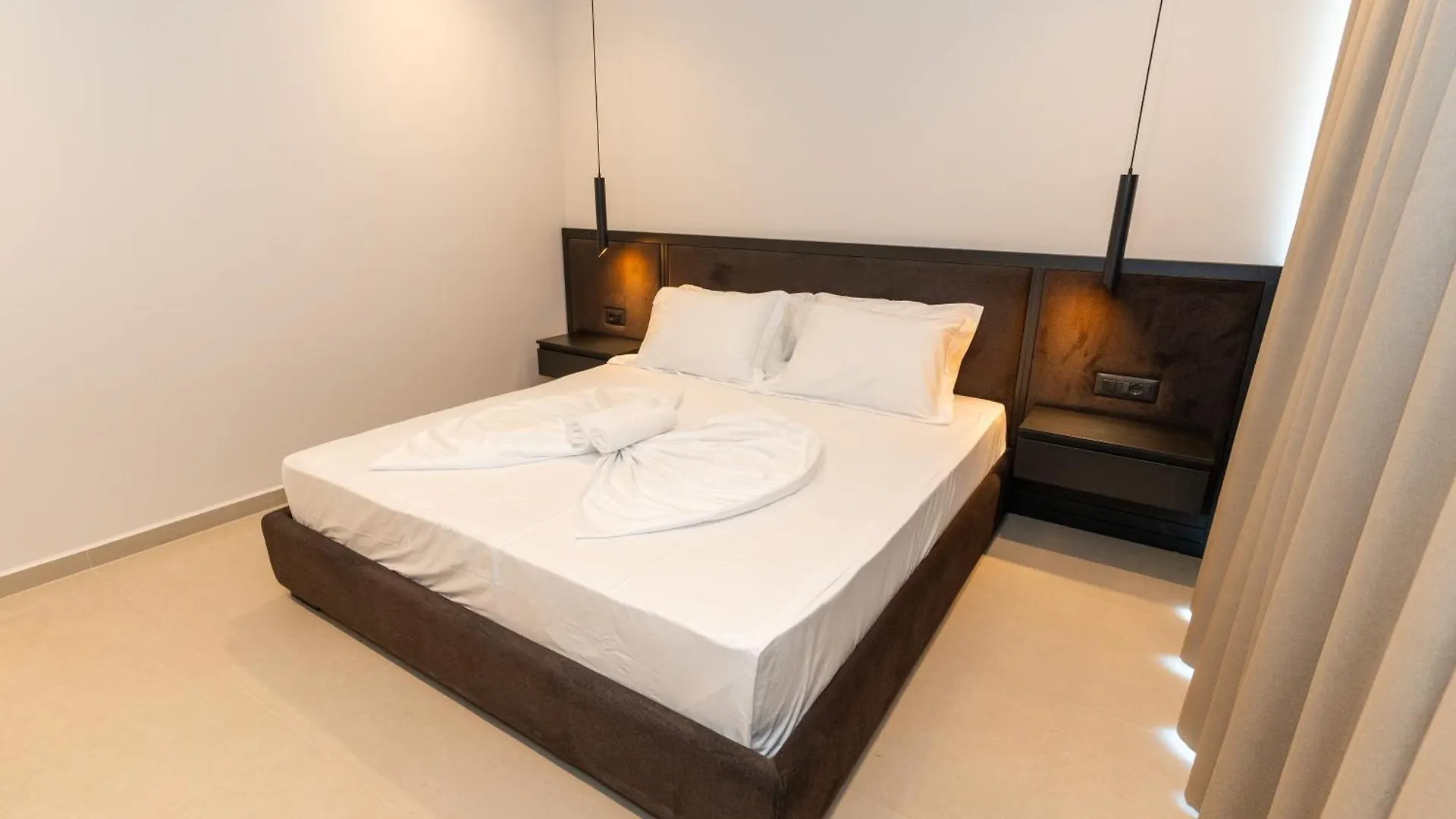 Abi'S Suites Sarande